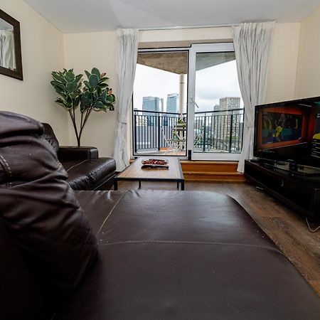 Two Bed Apartment Near Canary Wharf Londra Exterior foto