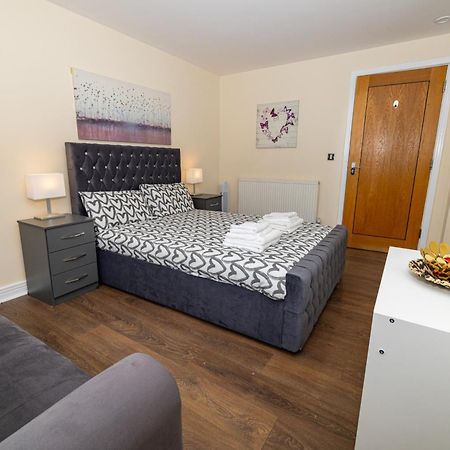 Two Bed Apartment Near Canary Wharf Londra Exterior foto
