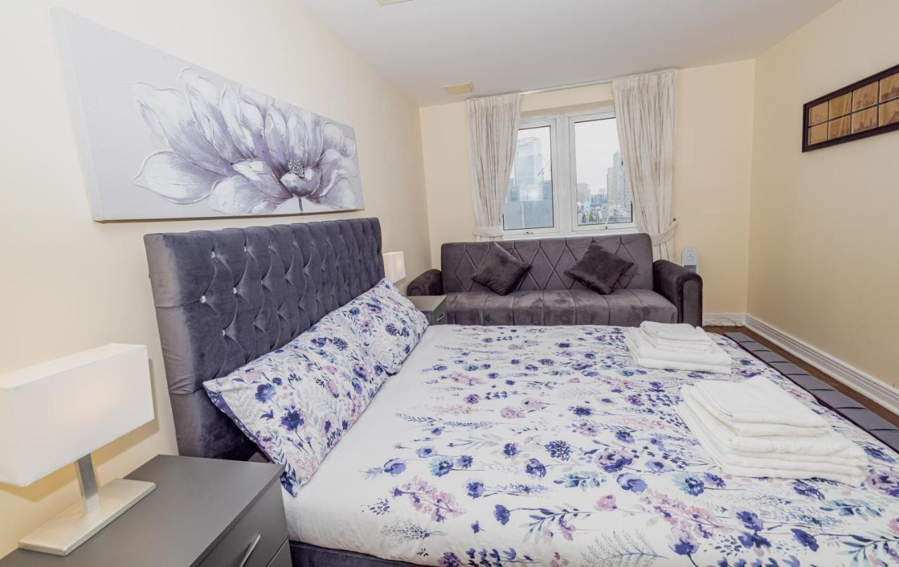 Two Bed Apartment Near Canary Wharf Londra Exterior foto