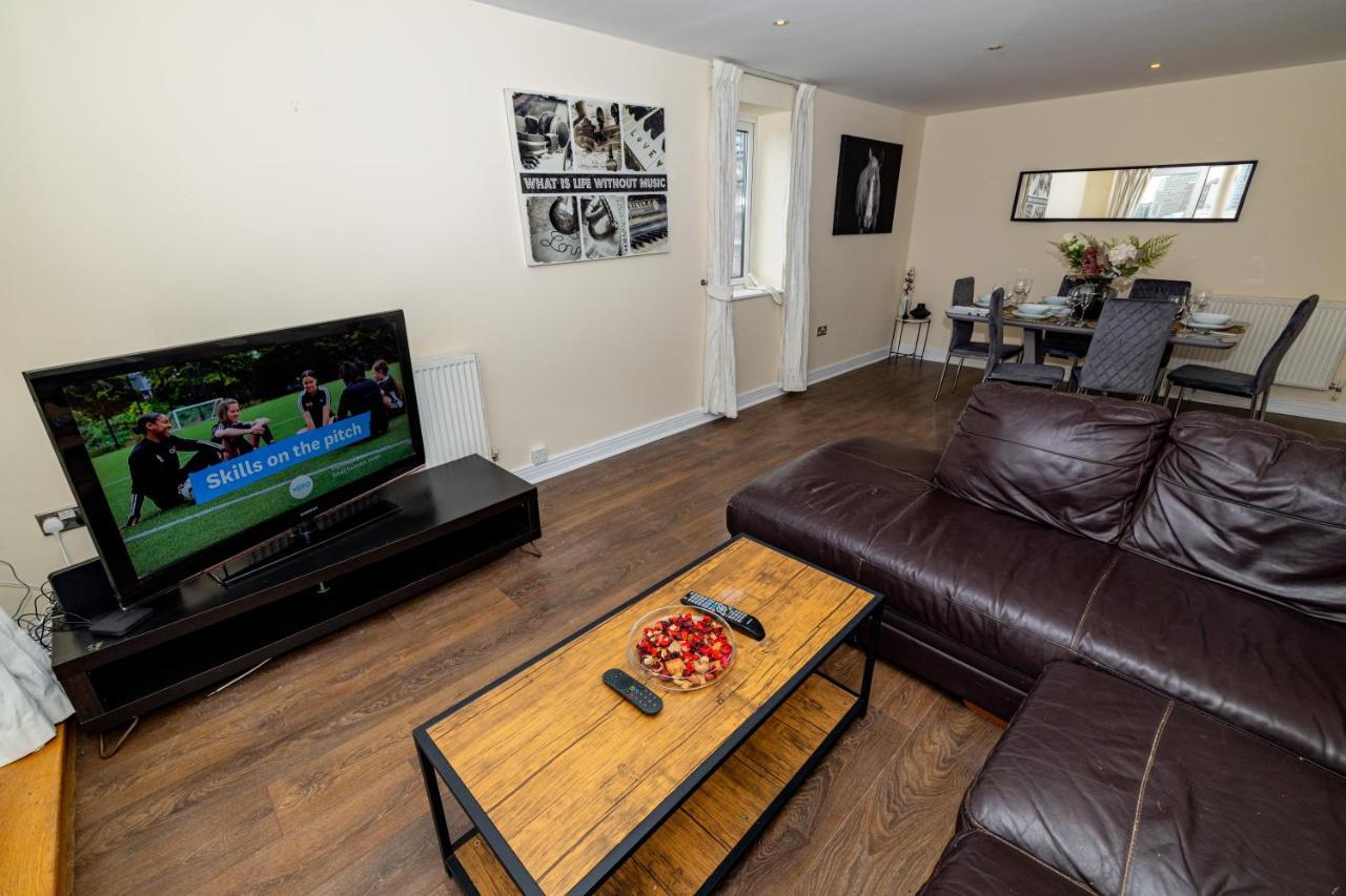 Two Bed Apartment Near Canary Wharf Londra Exterior foto