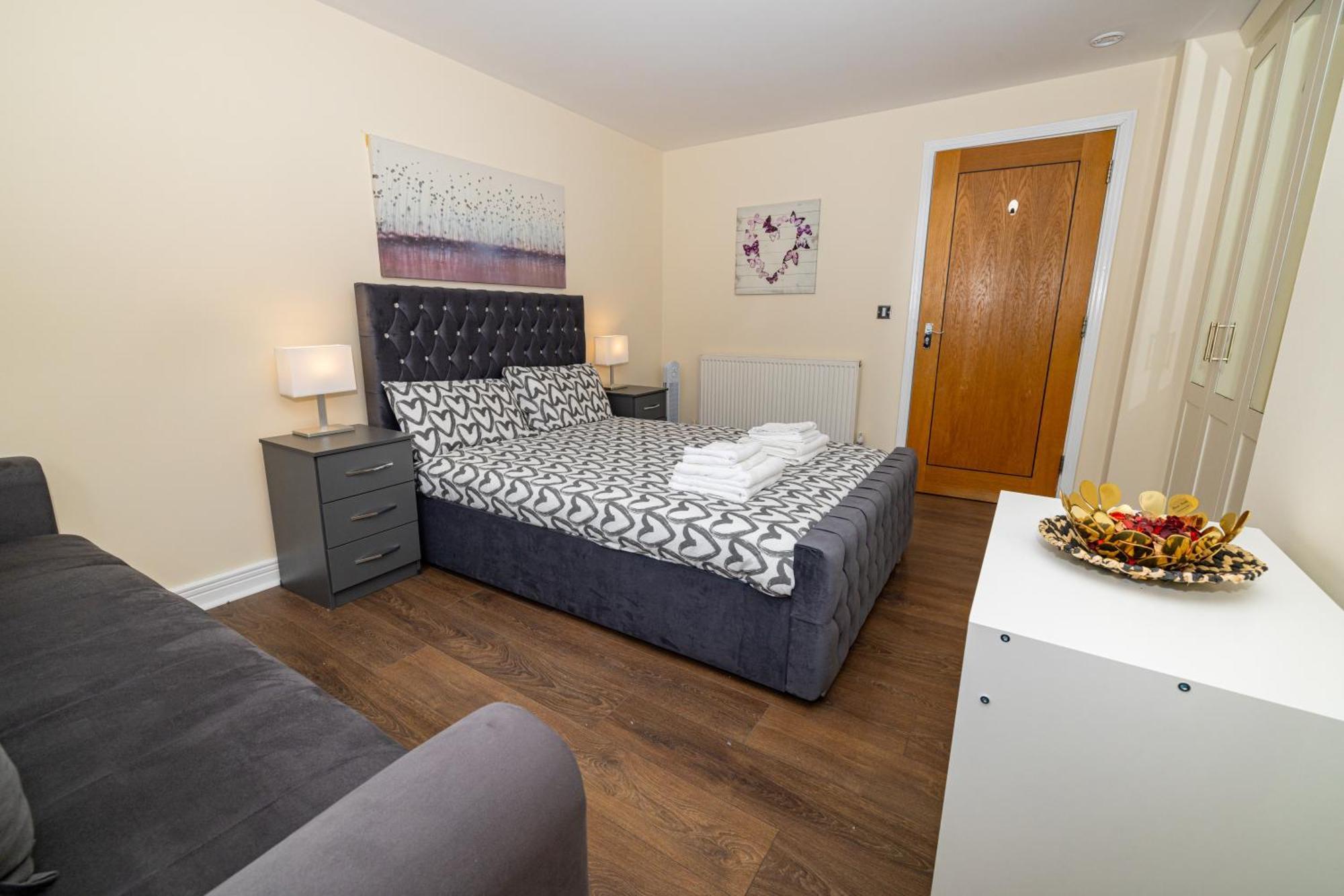Two Bed Apartment Near Canary Wharf Londra Exterior foto