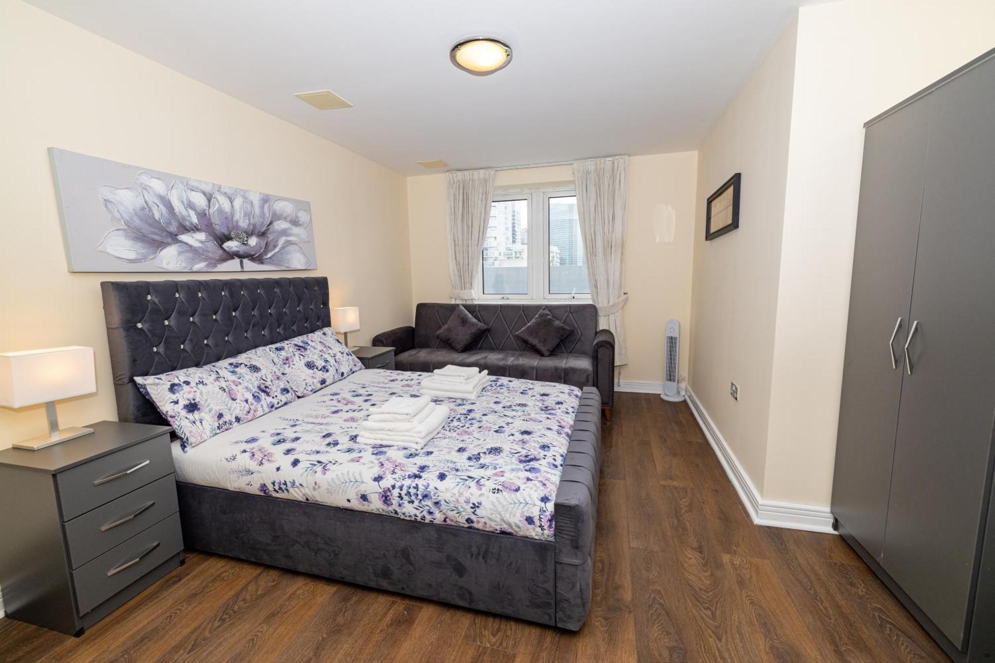 Two Bed Apartment Near Canary Wharf Londra Exterior foto