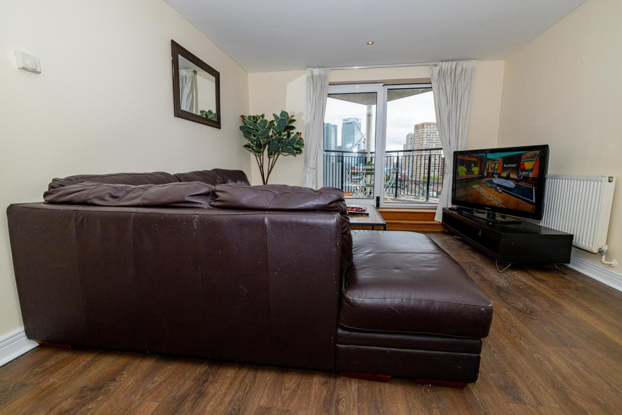 Two Bed Apartment Near Canary Wharf Londra Exterior foto