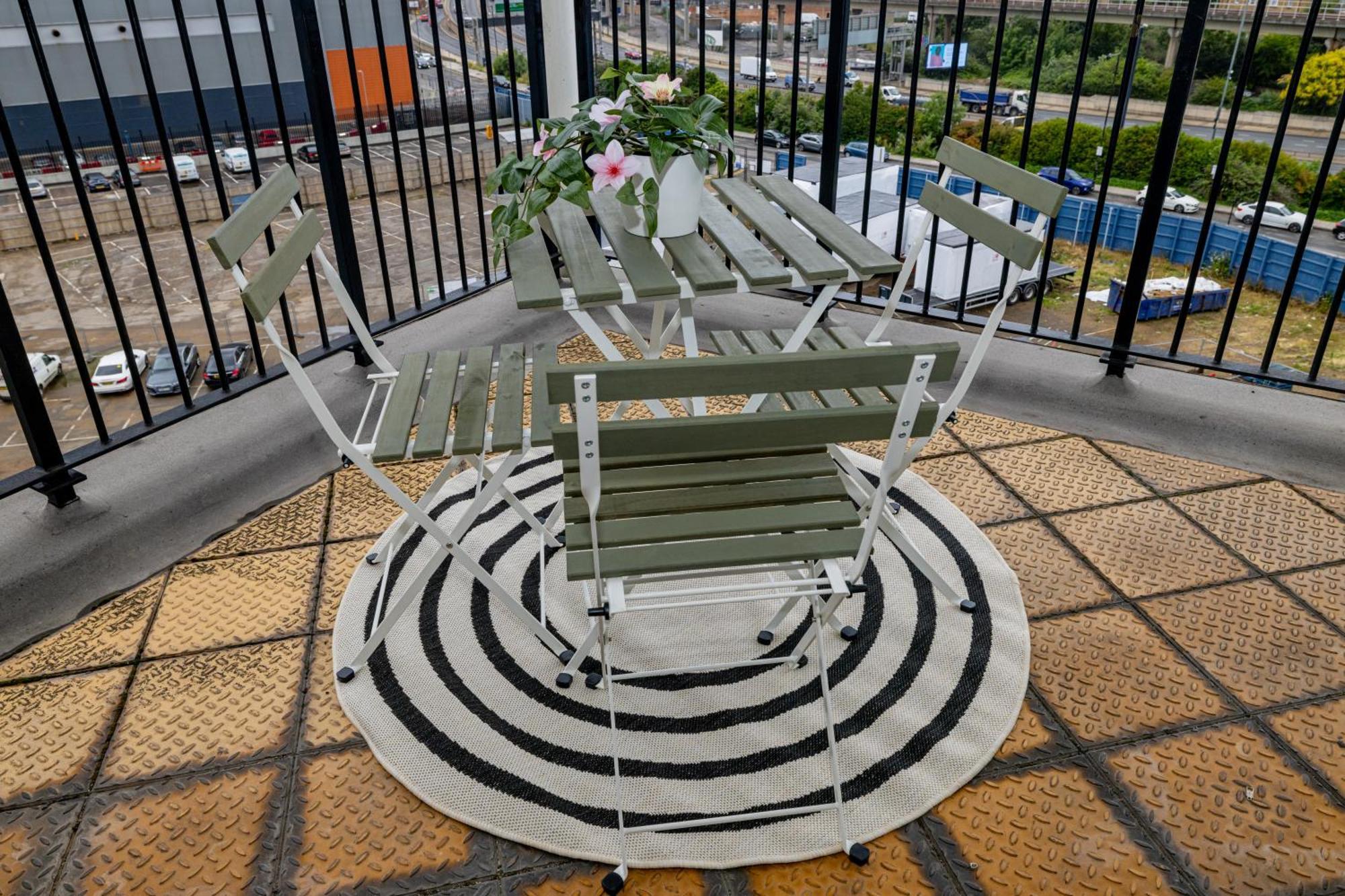 Two Bed Apartment Near Canary Wharf Londra Exterior foto